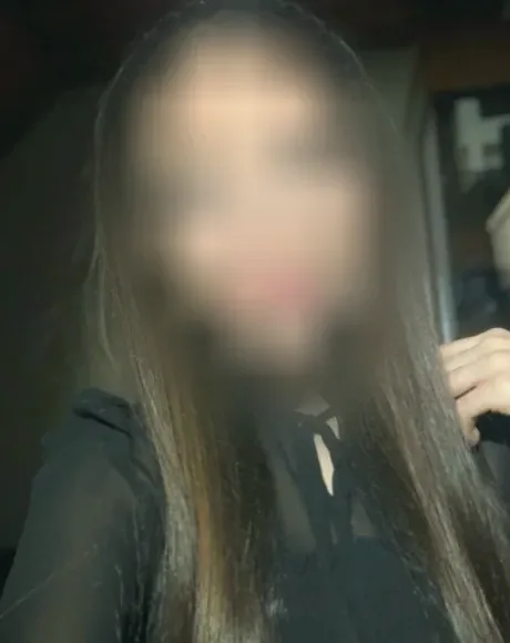 Agnes, 27