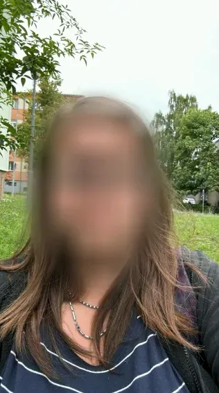 Agnes, 27