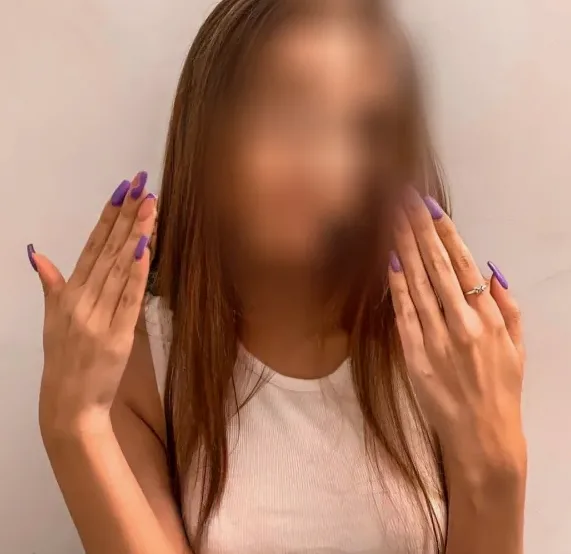 Anne, 30