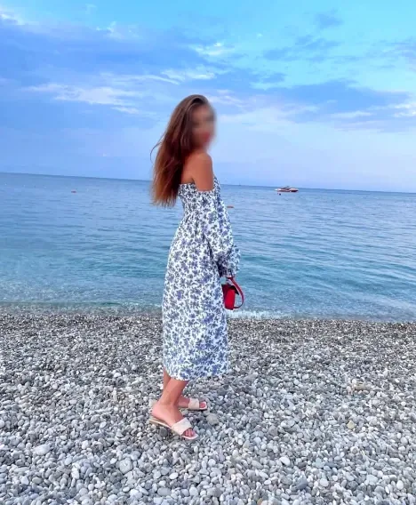 Astrid, 39