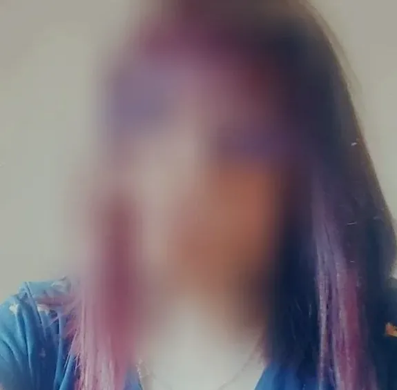 Isabella, 35