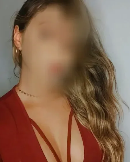 Jovana, 23