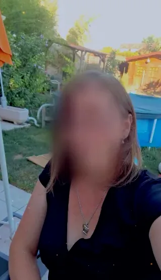 Katrine, 37