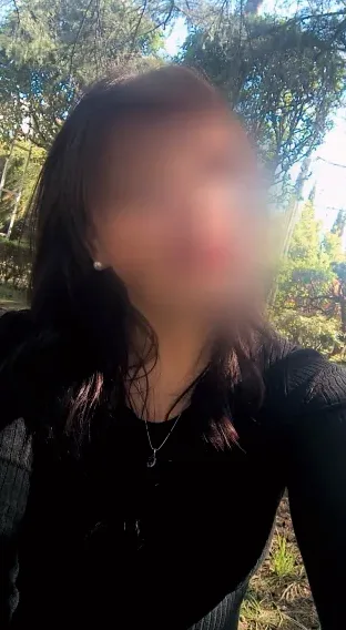 Luna, 34