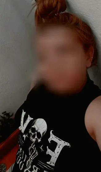 Tilde, 35