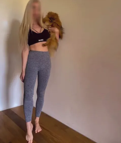 Victoria, 24